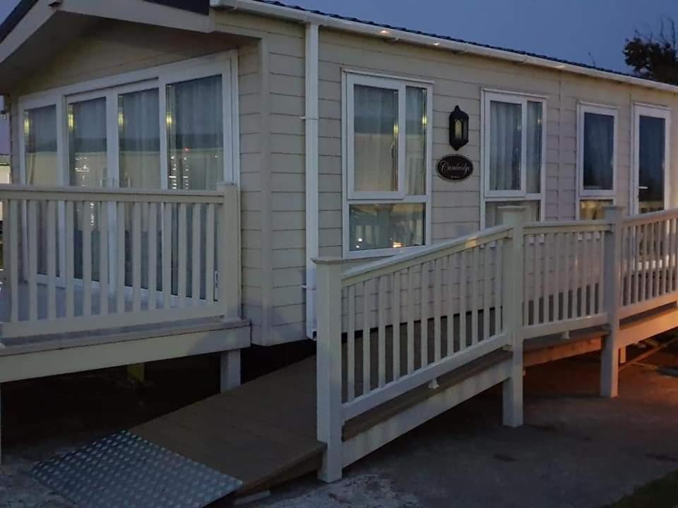 Privately Owned Stunning Caravan Seawick Holiday Park St Osyth Jaywick Sands エクステリア 写真