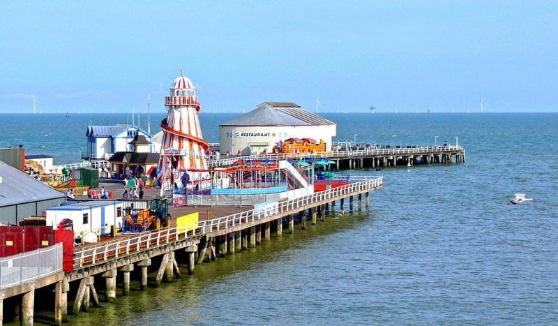 Privately Owned Stunning Caravan Seawick Holiday Park St Osyth Jaywick Sands エクステリア 写真