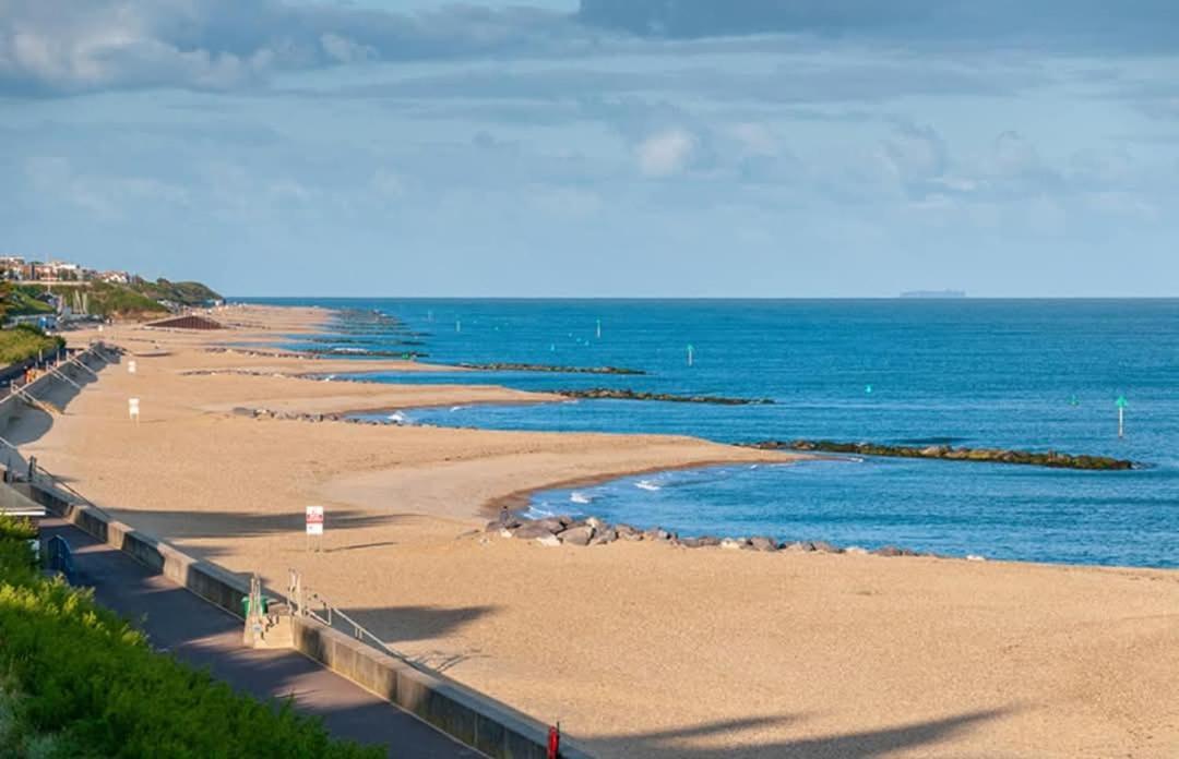 Privately Owned Stunning Caravan Seawick Holiday Park St Osyth Jaywick Sands エクステリア 写真